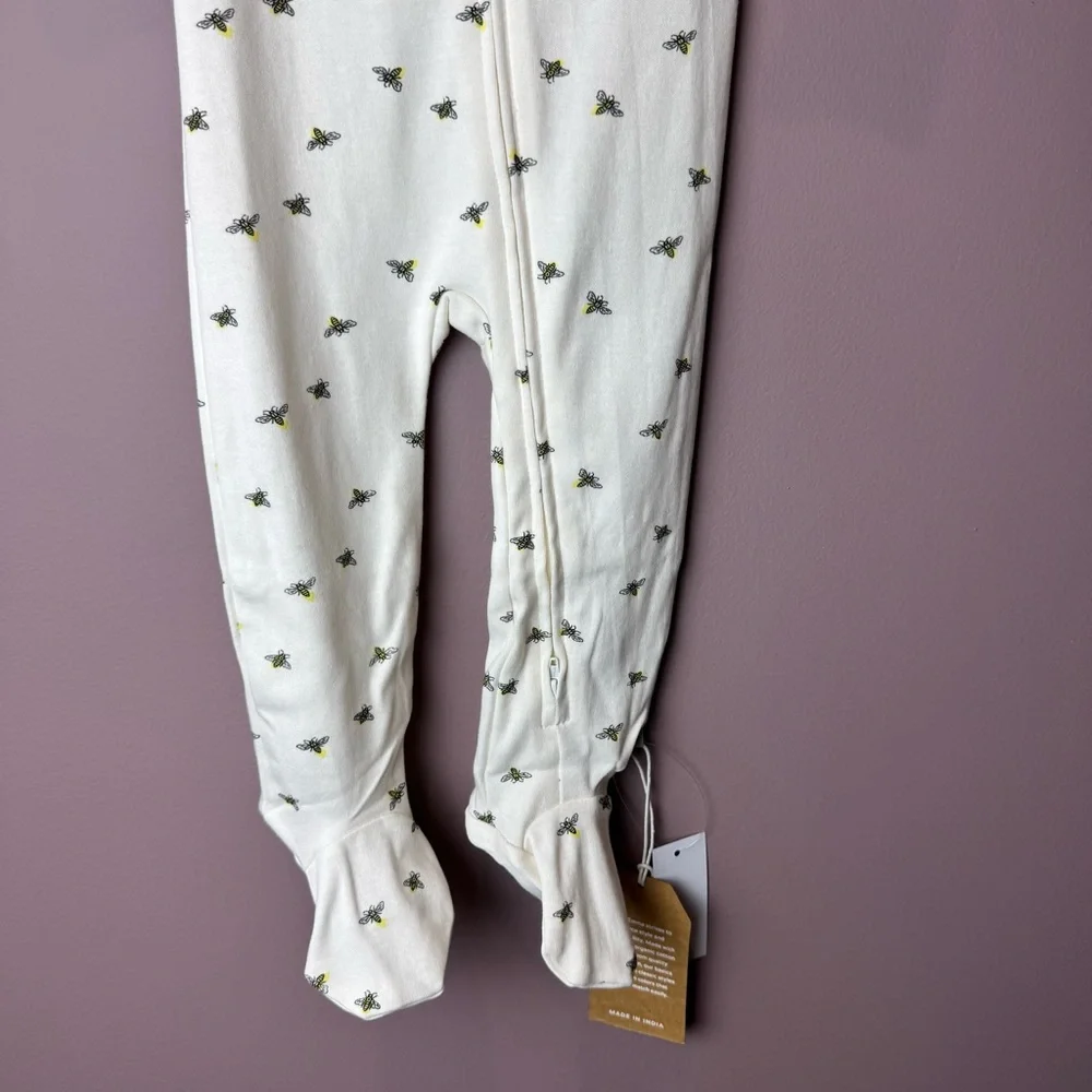 NWT Finn + Emma Busy Bees Footie 9-12M